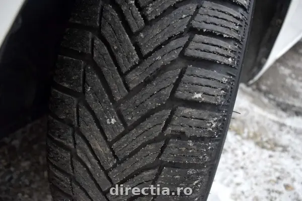 Poza anunț 13