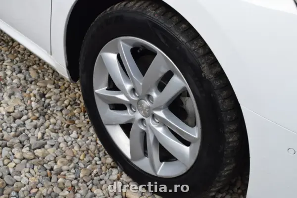Poza anunț 24