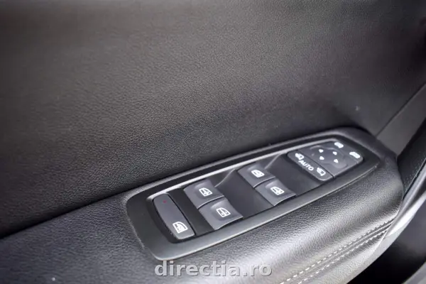 Poza anunț 33