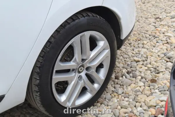 Poza anunț 24