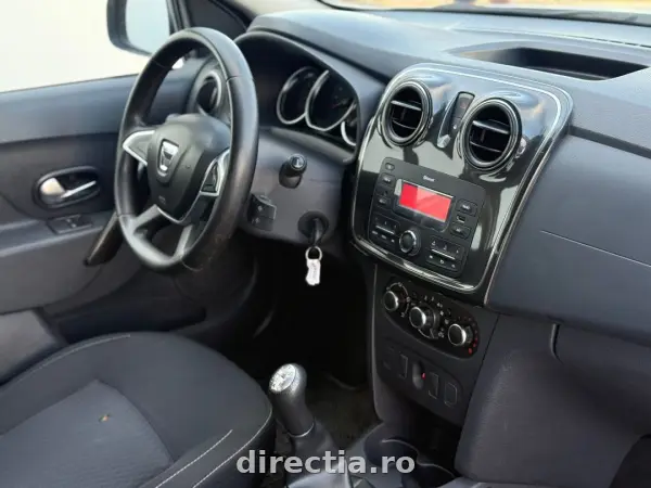 Poza anunț 11