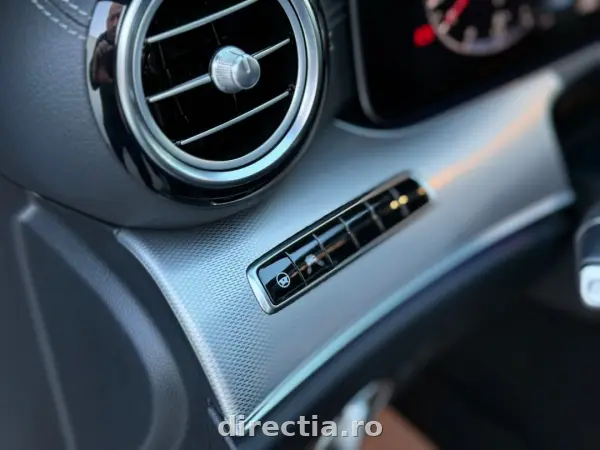 Poza anunț 19
