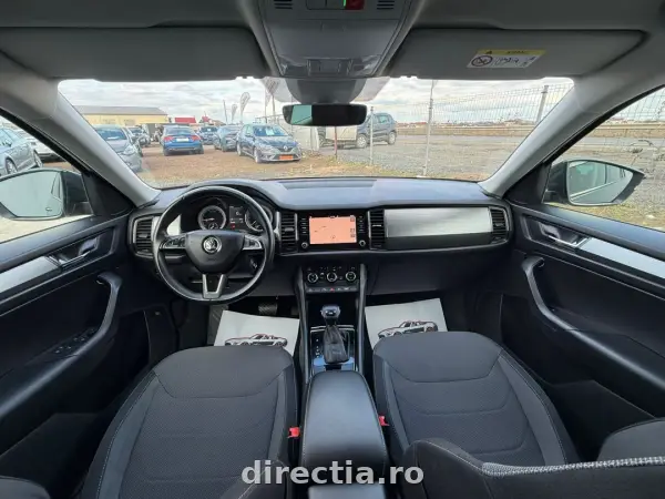 Poza anunț 12