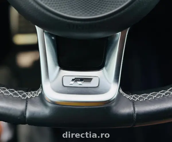 Poza anunț 32