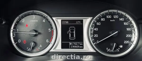 Poza anunț 12