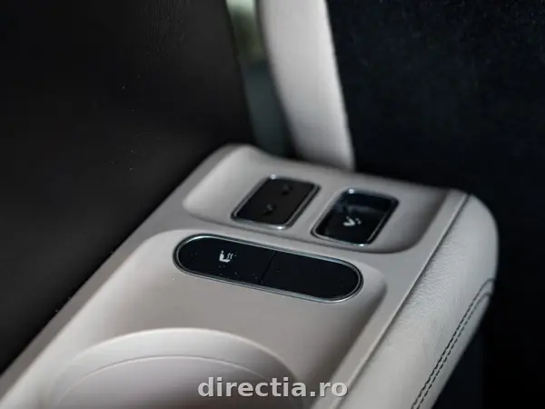 Poza anunț 32