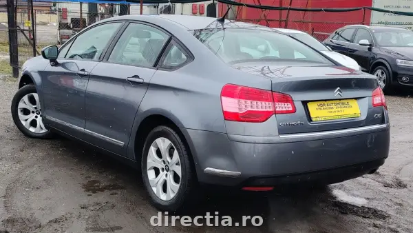 Poza anunț 12