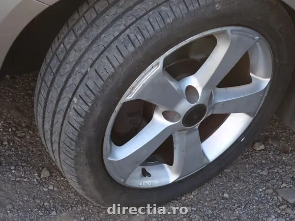 Poza anunț 16