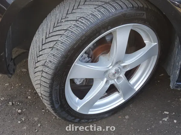 Poza anunț 18