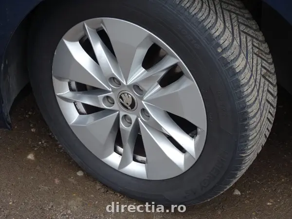Poza anunț 24