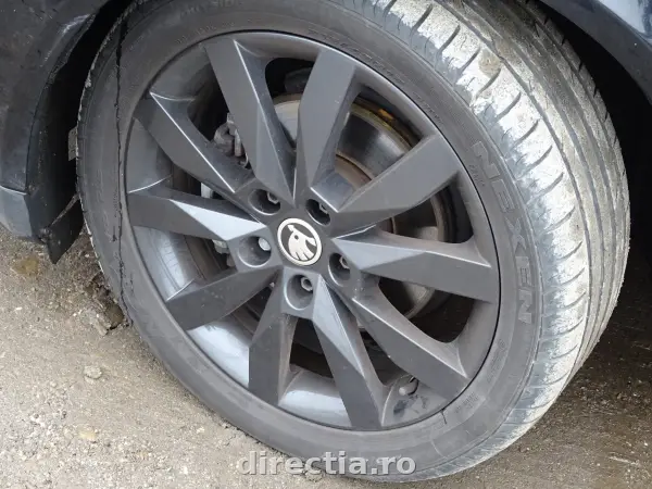 Poza anunț 21