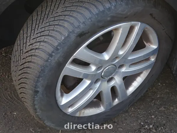 Poza anunț 17