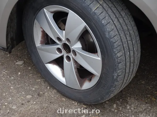 Poza anunț 16