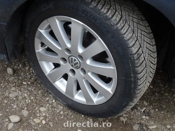 Poza anunț 18
