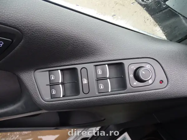 Poza anunț 18