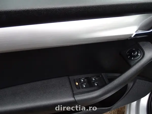 Poza anunț 23