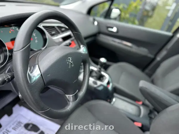 Poza anunț 12