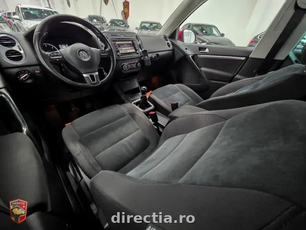 Poza anunț 12