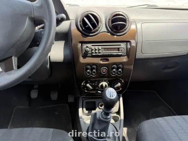 Poza anunț 12