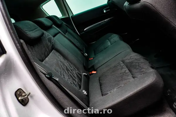 Poza anunț 17