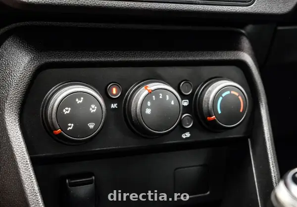 Poza anunț 11