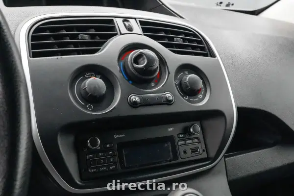 Poza anunț 12