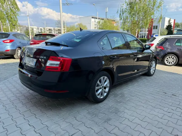 Poza anunț 12