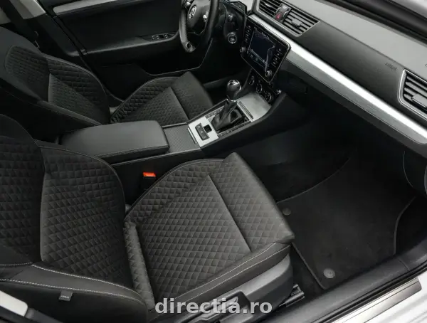Poza anunț 12