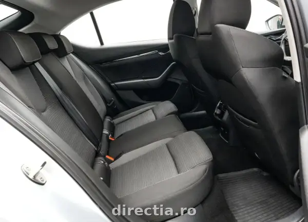 Poza anunț 16