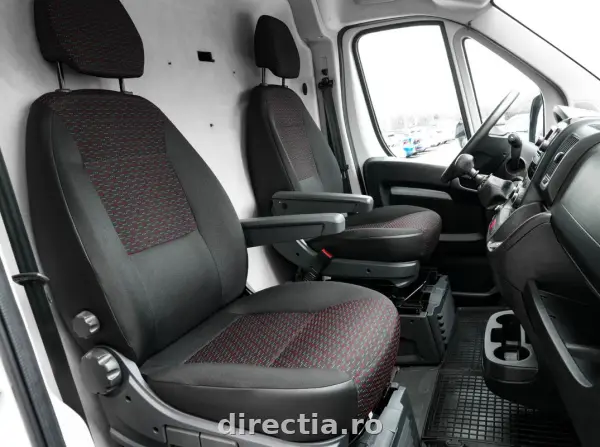 Poza anunț 13