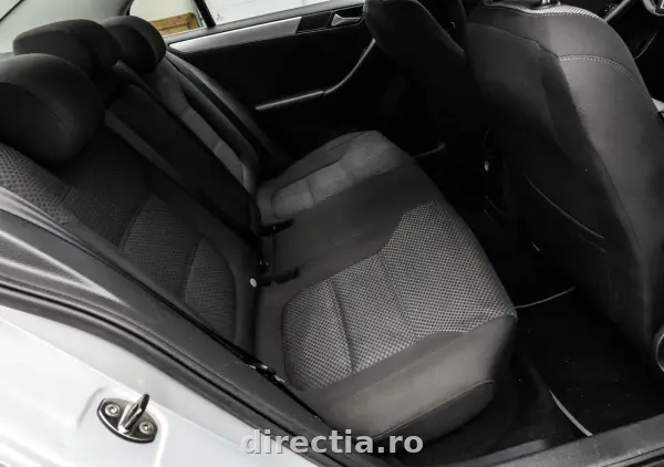 Poza anunț 16