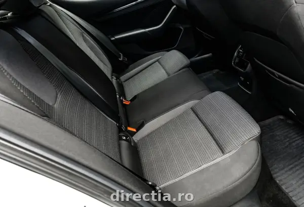 Poza anunț 16