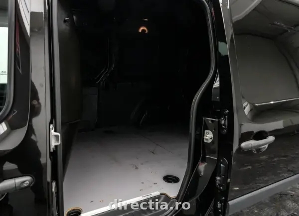 Poza anunț 16