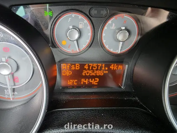Poza anunț 14