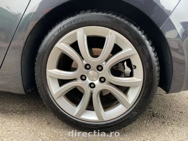 Poza anunț 8