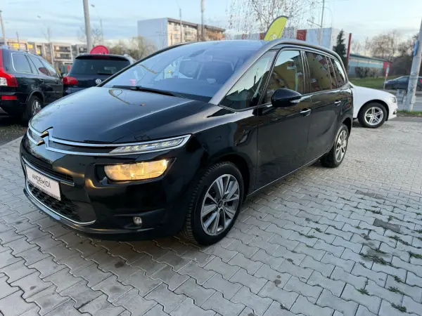 Poza anunț 12