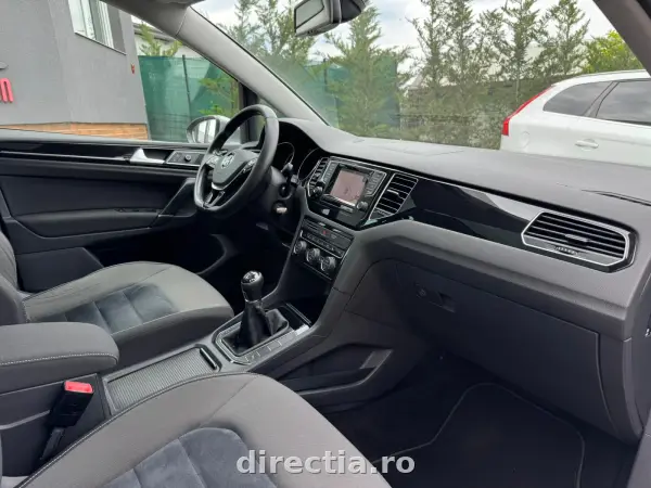 Poza anunț 12