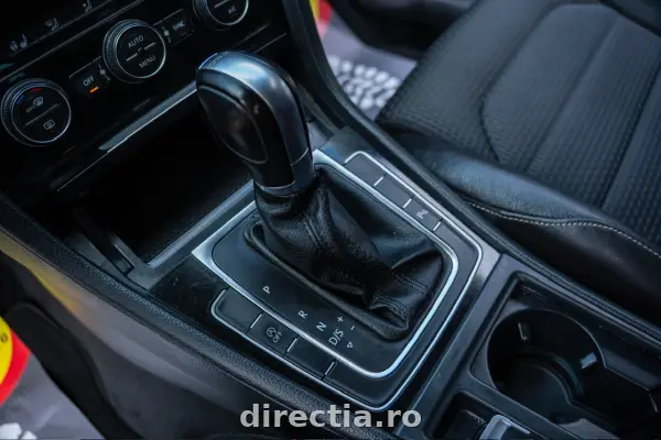 Poza anunț 12