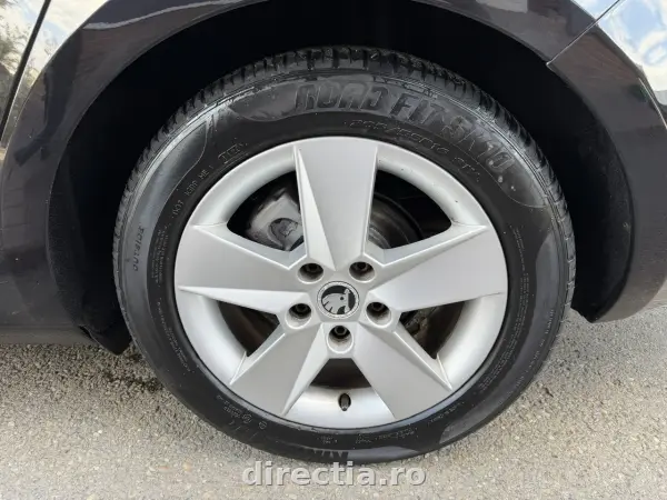 Poza anunț 11