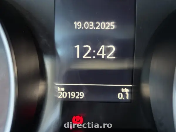 Poza anunț 12