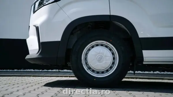 Poza anunț 8