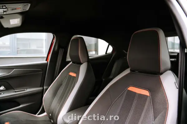 Poza anunț 12
