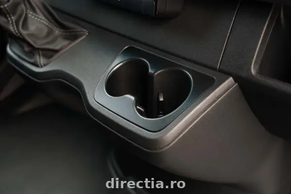 Poza anunț 18