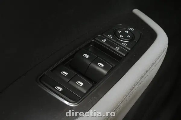 Poza anunț 23