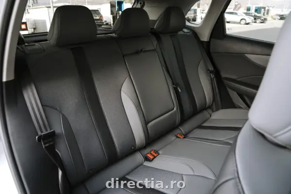 Poza anunț 26