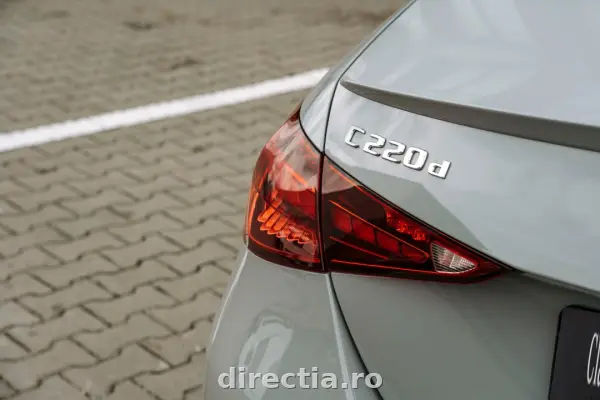 Poza anunț 12