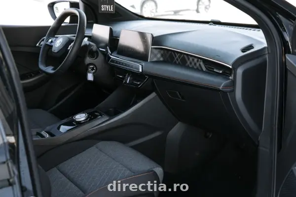 Poza anunț 18