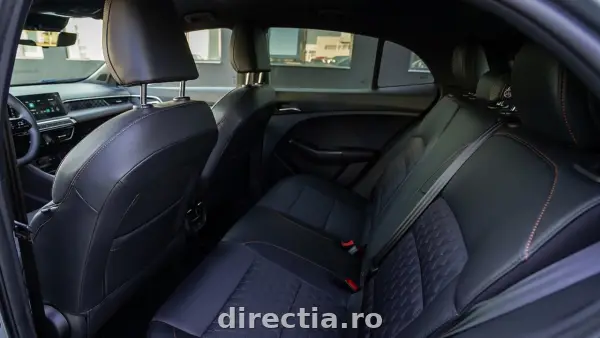 Poza anunț 12