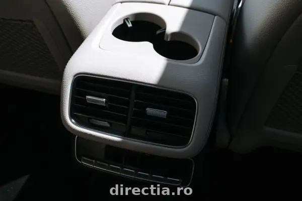 Poza anunț 25