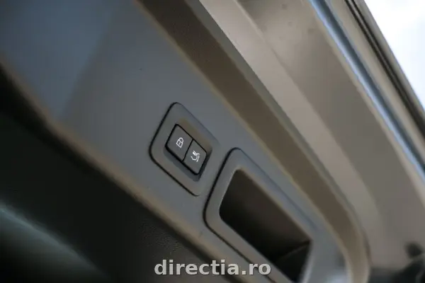 Poza anunț 32
